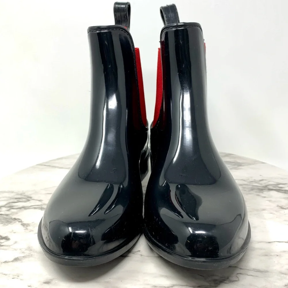 Lauren Ralph Lauren Tally Chelsea Rain Booties 6 Academic Preppy Classic Neural - Picture 4 of 13
